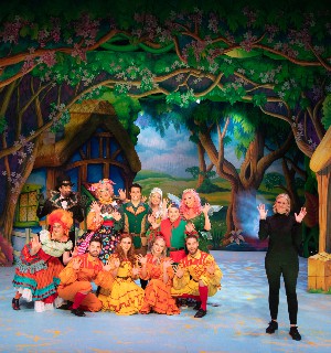 Panto with Irish Sign Language Interpreter